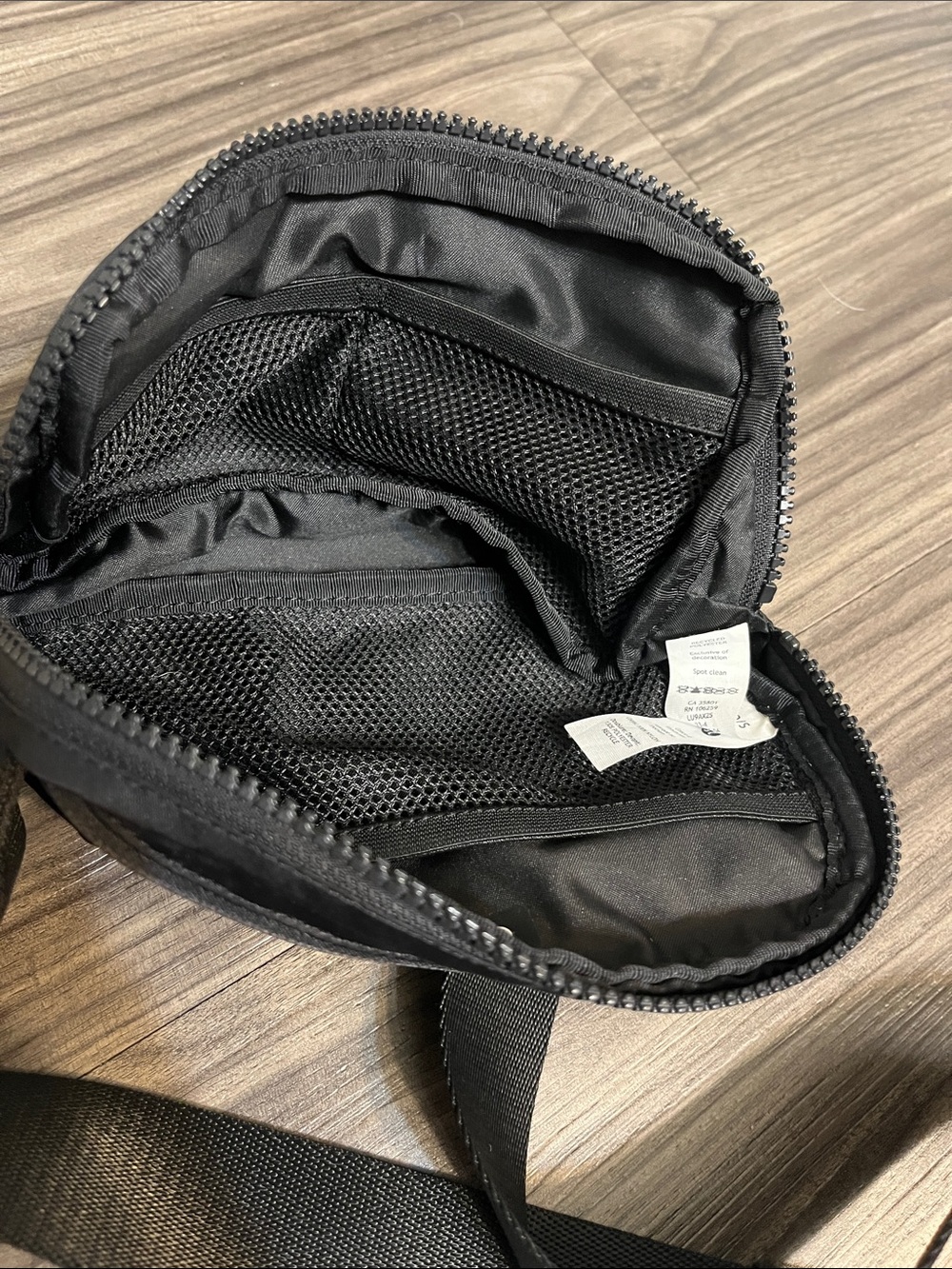 lululemon athletica Everywhere Belt Bag - Picture 8 of 10
